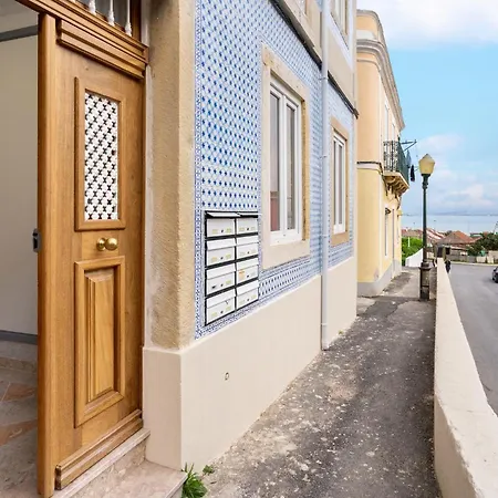 Beato Premium River View In Quiet Area Apartman *