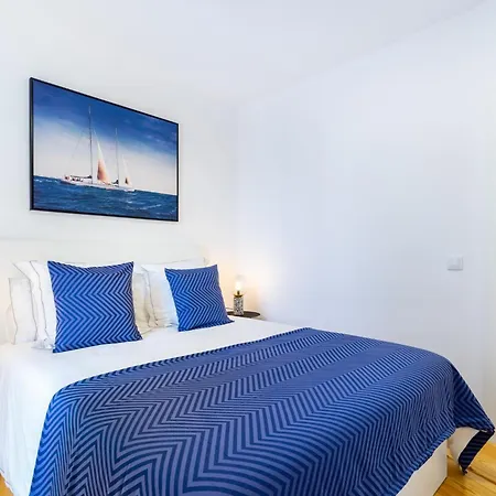 Apartment Beato Premium River View In Quiet Area